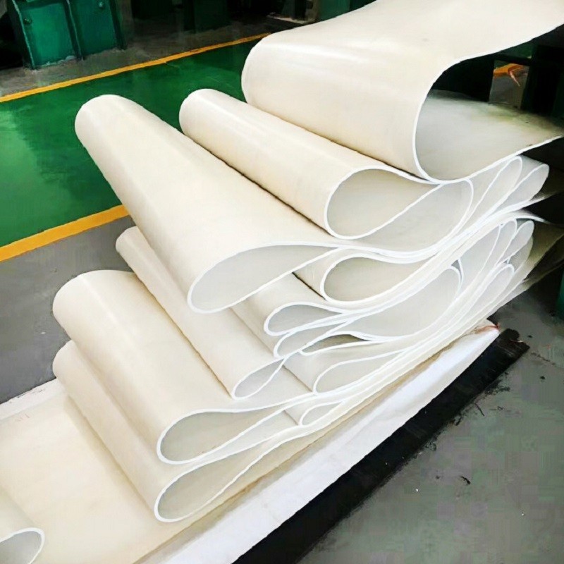 3 Ply Cover Rubber Conveyor Belts White EP250 For Industrial
